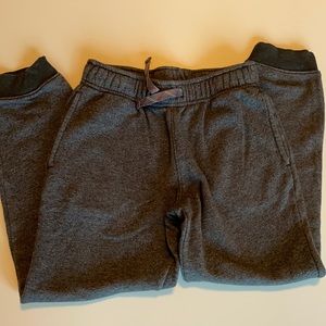 Cat & Jack Sweatpants, Boys size M (8/10)